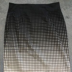 Women’s pencil skirt size 14